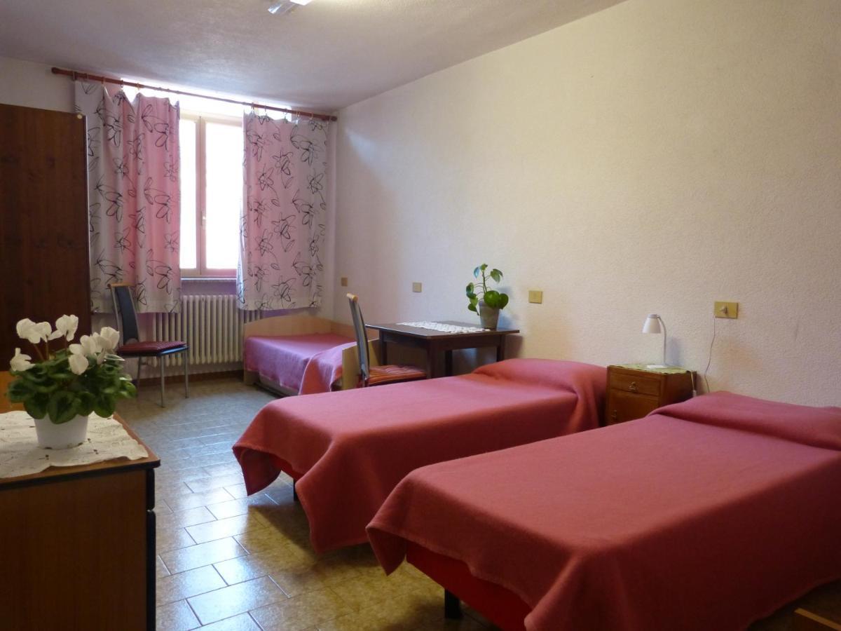 Ostello Al Deserto Chiavenna Εξωτερικό φωτογραφία