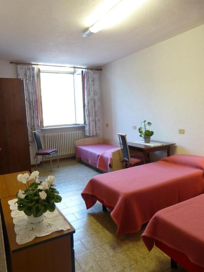 Ostello Al Deserto Chiavenna Εξωτερικό φωτογραφία